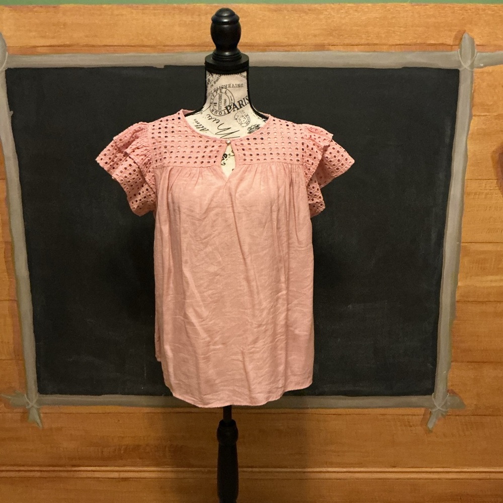 By Design rose pink ruffle sleeve shirt size M